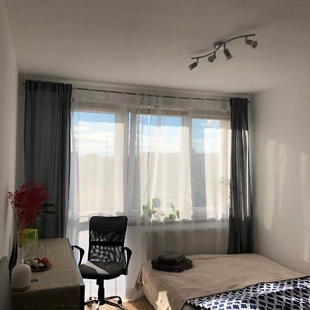 M&B Pokoj Przy Rondzie Daszynskiego Varşovia Exterior foto
