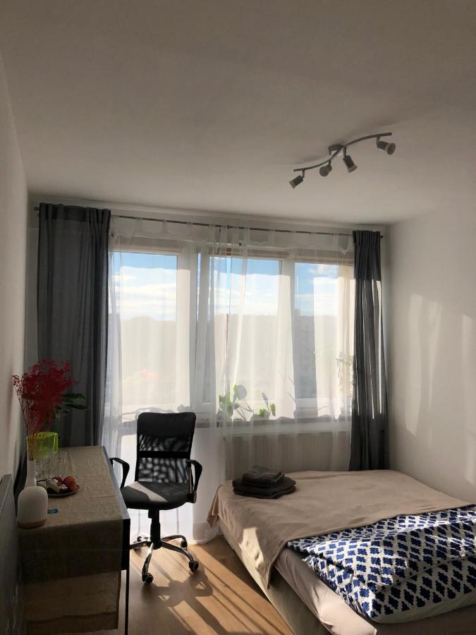 M&B Pokoj Przy Rondzie Daszynskiego Varşovia Exterior foto